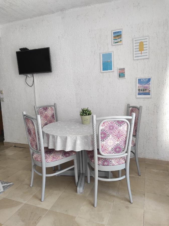 Tonci * Makarska